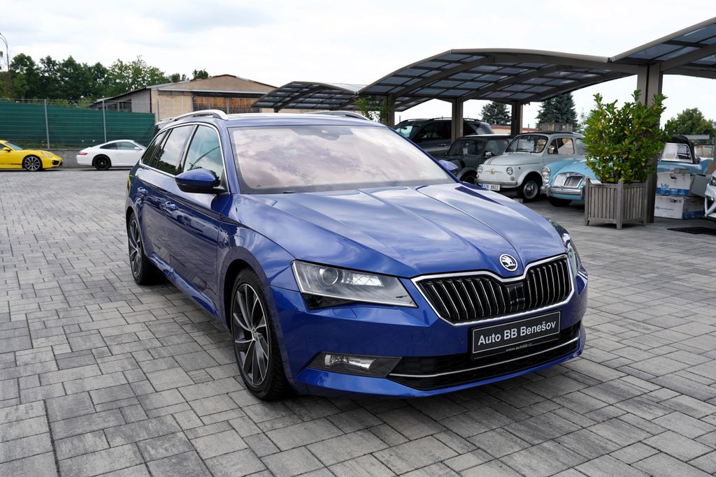 Škoda Superb