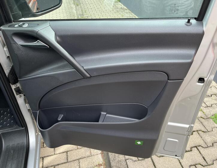 Mercedes-Benz Vito 11