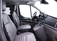 Ford Tourneo Custom 12