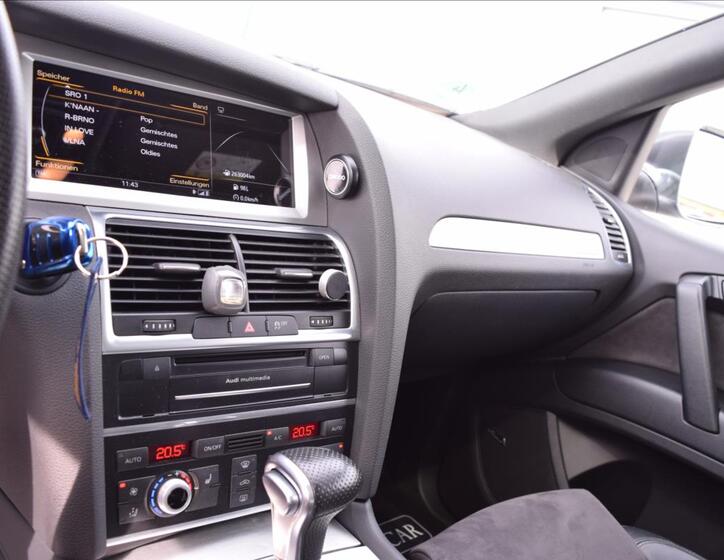Audi Q7 47