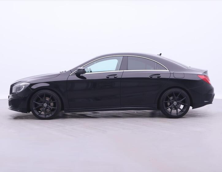 Mercedes-Benz CLA 4