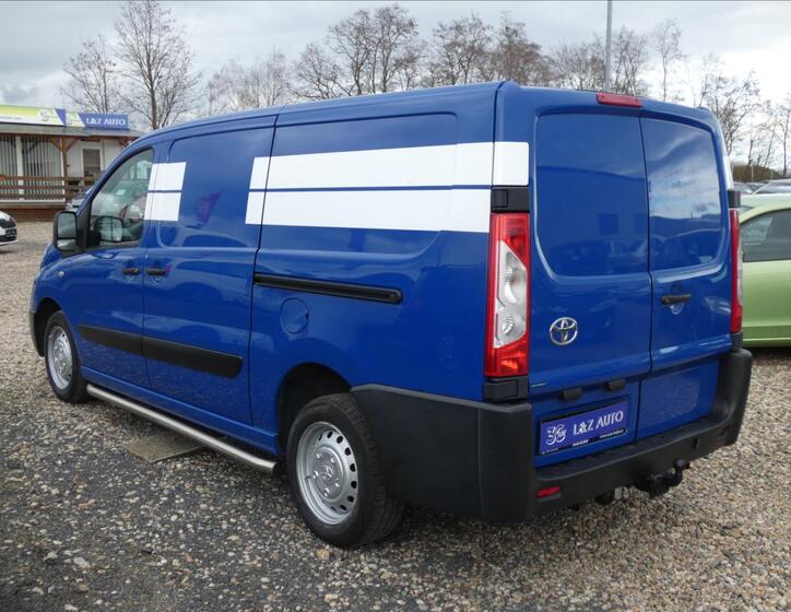 Toyota ProAce 6