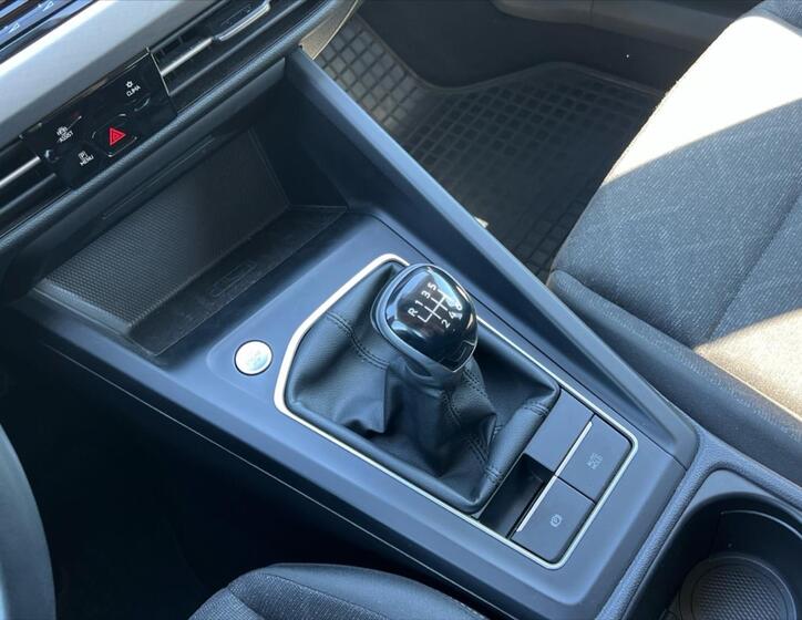 Volkswagen Golf 18