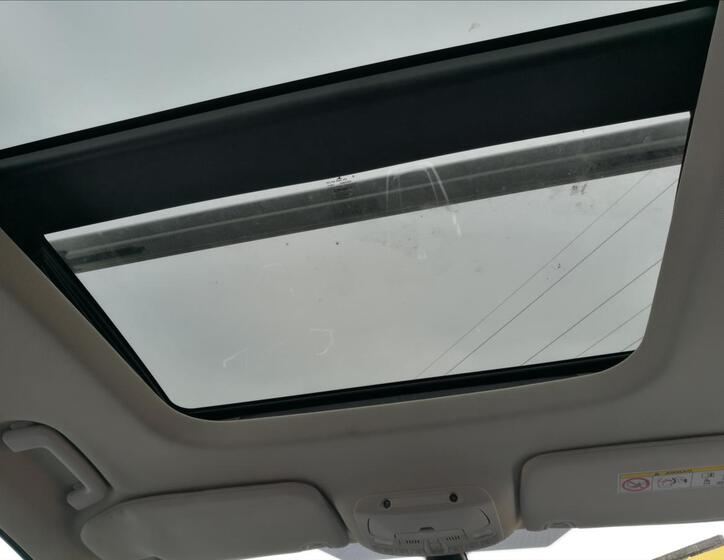 Ford Galaxy 27