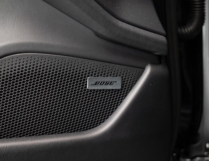 Porsche Taycan 20