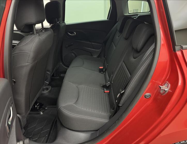 Renault Clio 27