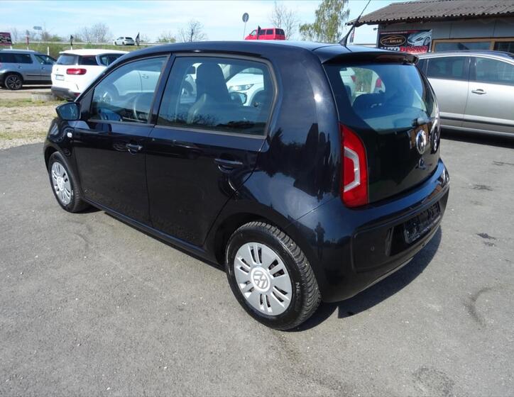 Volkswagen up! 8