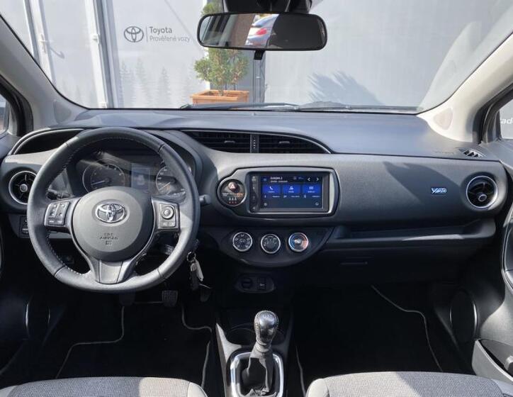 Toyota Yaris 13