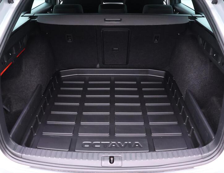 Škoda Octavia 10