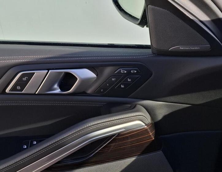 BMW X6 18