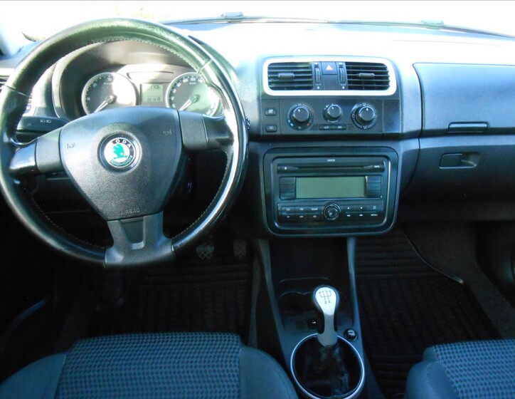 Škoda Roomster 13