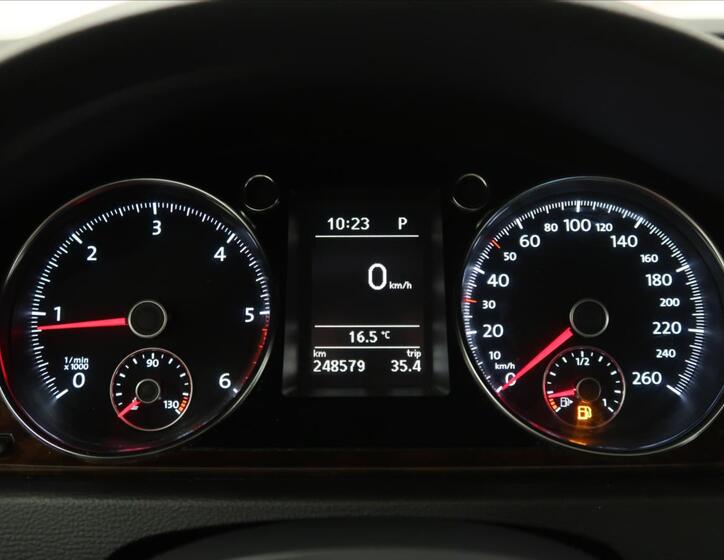 Volkswagen Passat 23