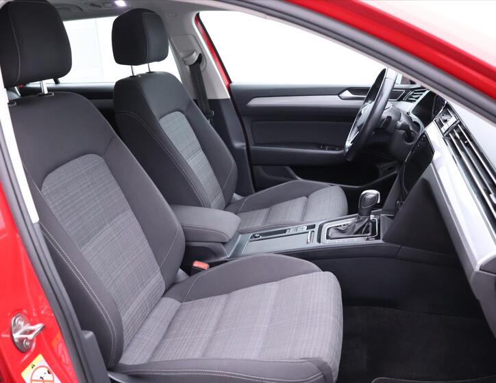 Volkswagen Passat 13