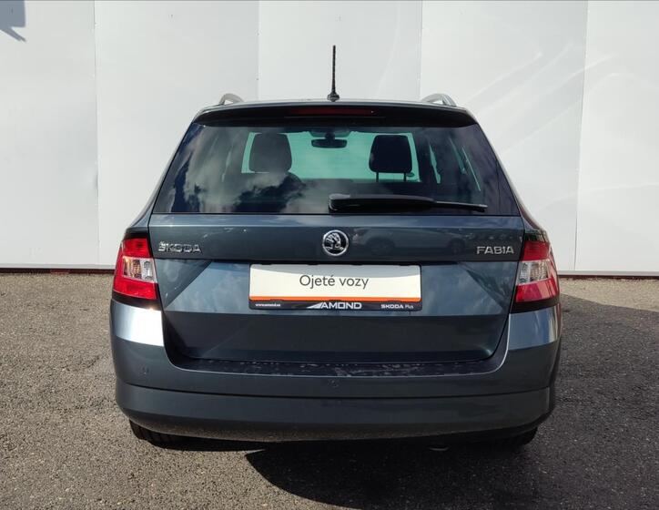 Škoda Fabia 27