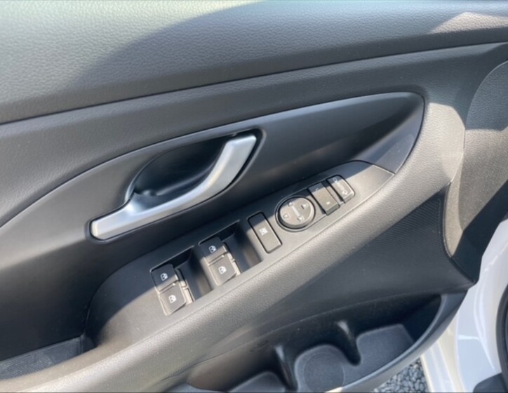 Hyundai i30 11