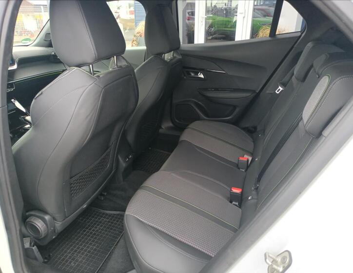 Peugeot 2008 22