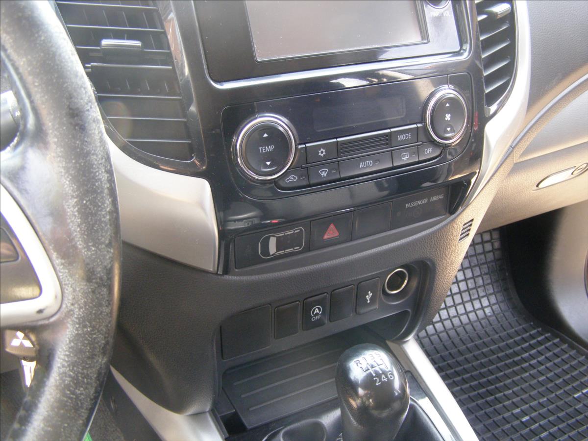 Mitsubishi L200