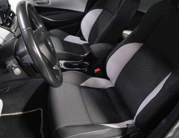 Toyota Corolla 9