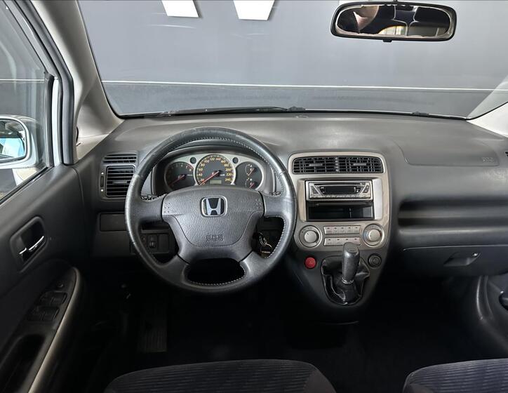 Honda Stream 21
