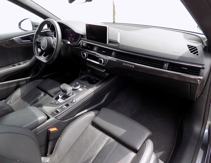 Audi S5 16