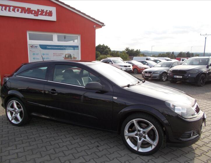 Opel Astra 8