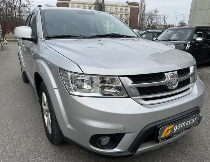 Fiat Freemont 18
