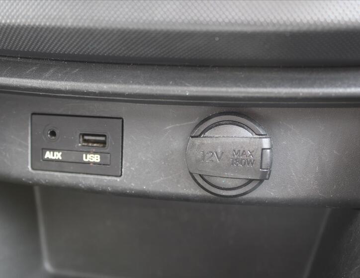 Hyundai i10 15