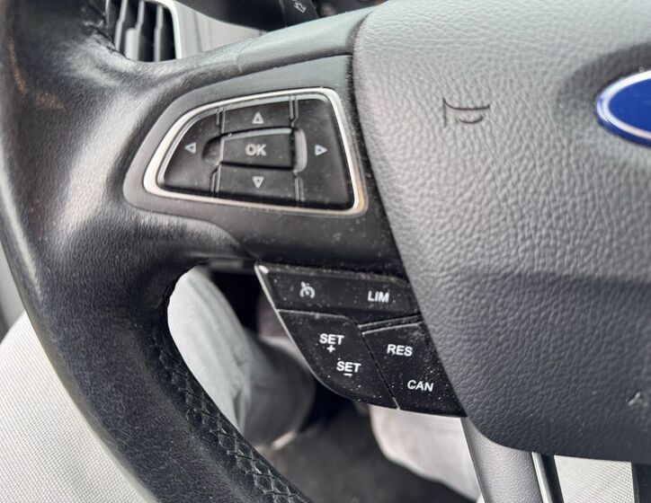 Ford Focus 14