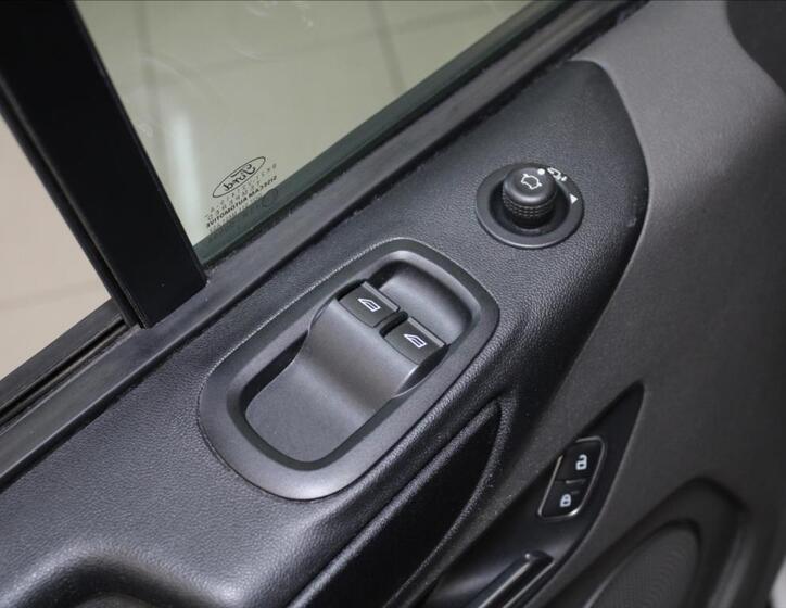 Ford Transit Custom 13