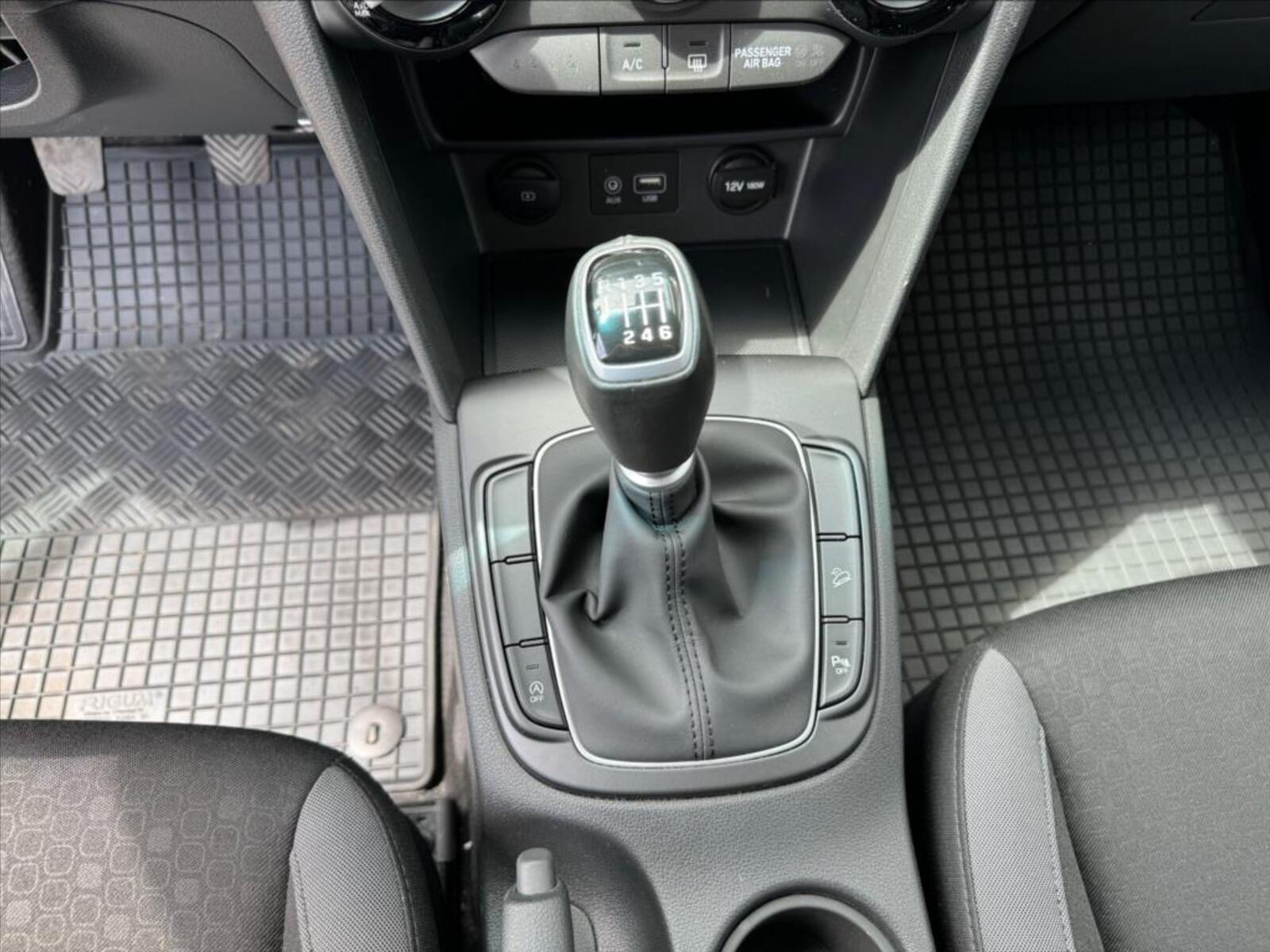 Hyundai Kona 17