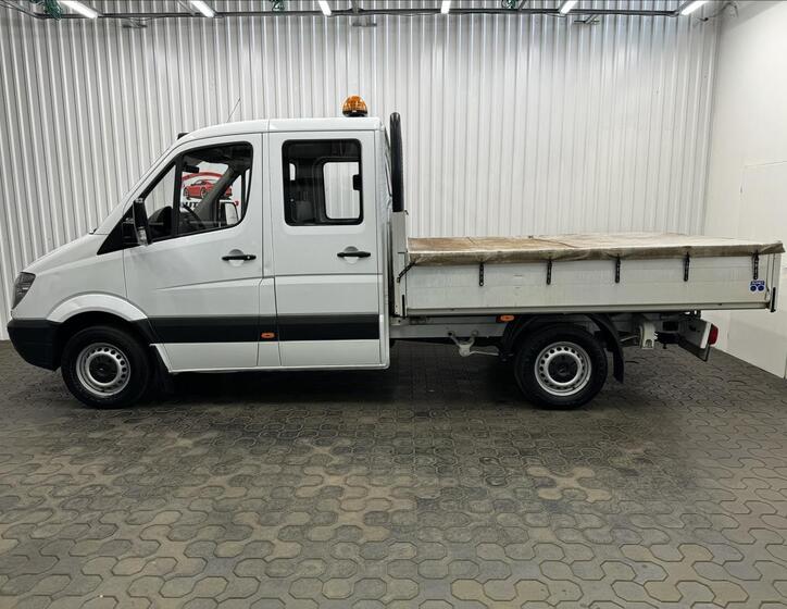 Mercedes-Benz Sprinter 4