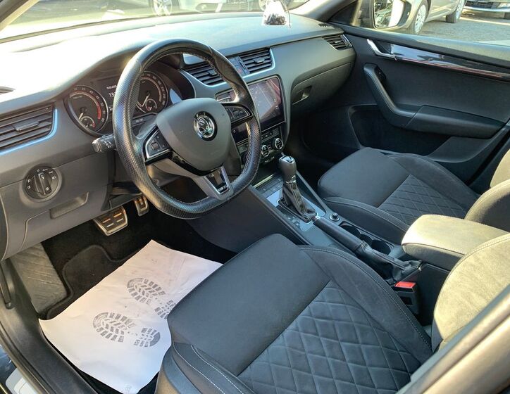 Škoda Octavia 16