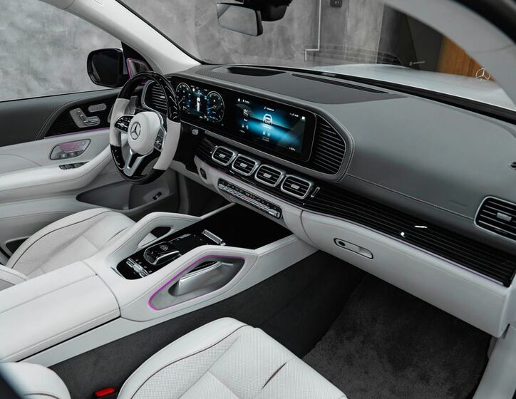 Mercedes-Benz GLS 42