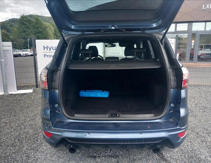 Ford Kuga 21