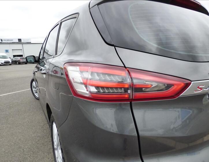 Ford S-MAX 58
