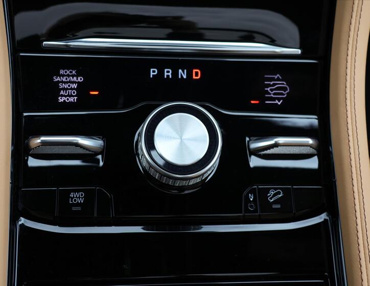 Jeep Grand Cherokee 38