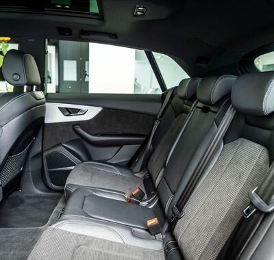 Audi SQ8 11