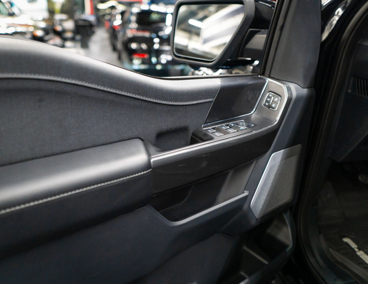 Ford F-150 20
