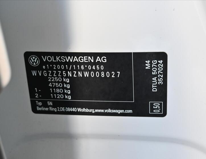 Volkswagen Tiguan 8