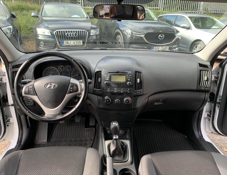 Hyundai i30 13