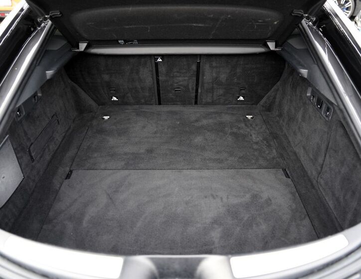 Mercedes-Benz AMG GT 12