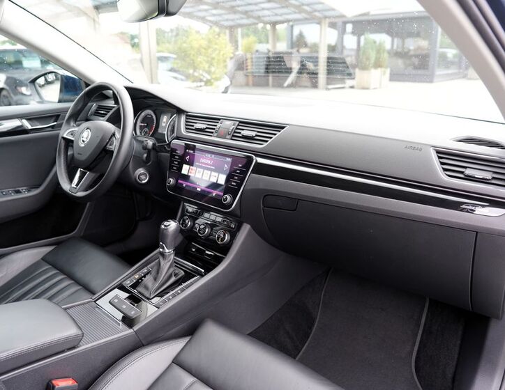 Škoda Superb 28