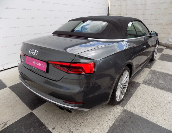Audi S5 10