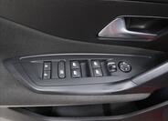 Peugeot 308 13