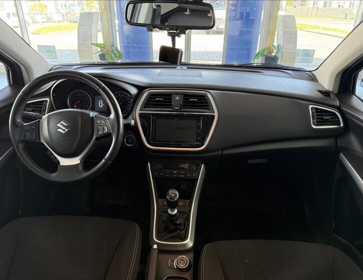 Suzuki SX4 9