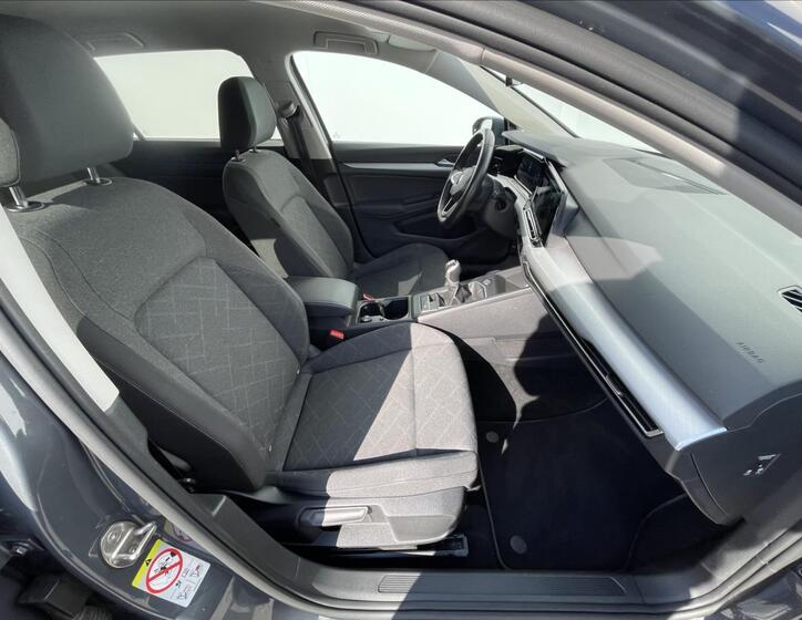 Volkswagen Golf 17