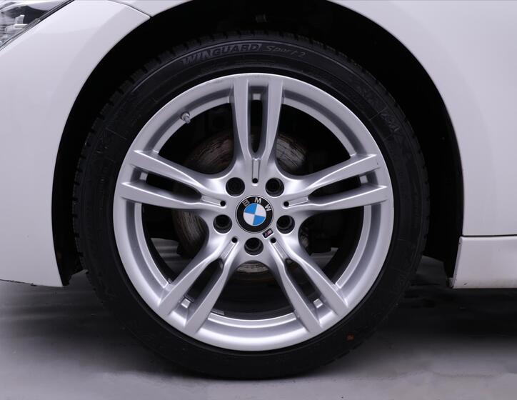 BMW Řada 3 33