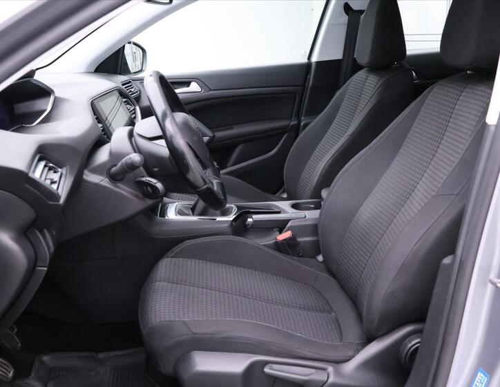 Peugeot 308 10