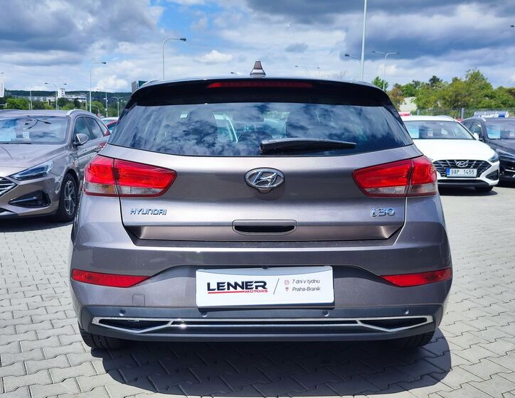Hyundai i30 6