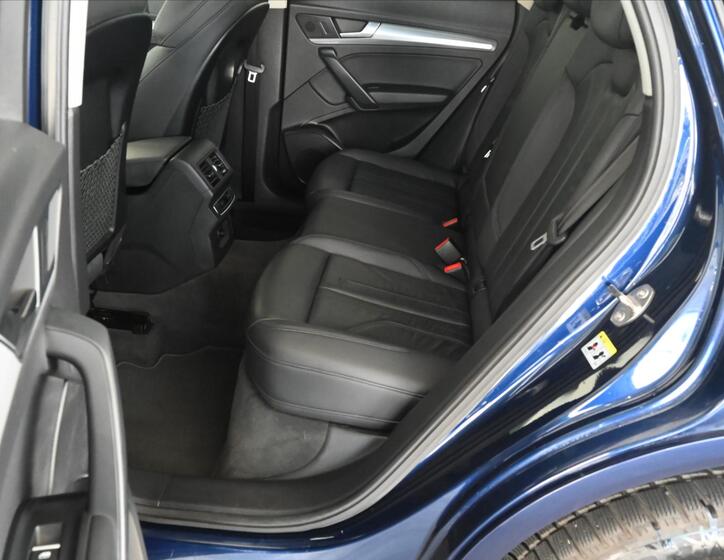 Audi Q5 10